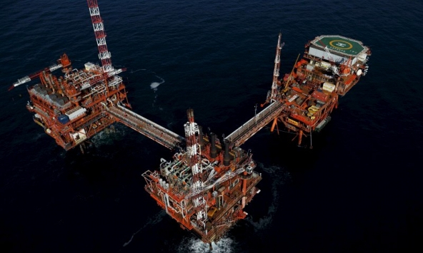 Trung Quốc tiếp tục chính sách 'Zero-COVID', giá dầu rớt xuống mức thấp nhất trong vòng 2 tháng