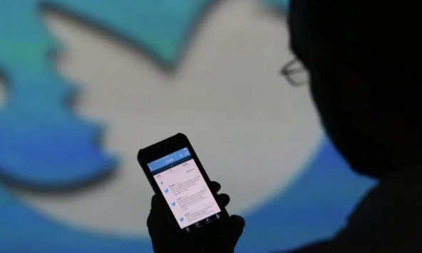 Nhiều người dùng vẫn chưa 'tâm phục khẩu phục' với cách 'xác minh' tài khoản mới của Twitter