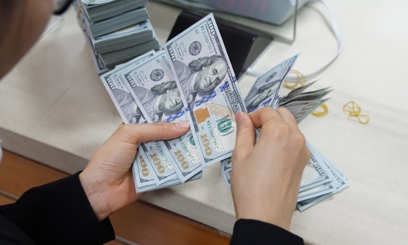 Bầu cử giữa kỳ Mỹ chưa ngã ngũ, đồng USD biến động khó lường