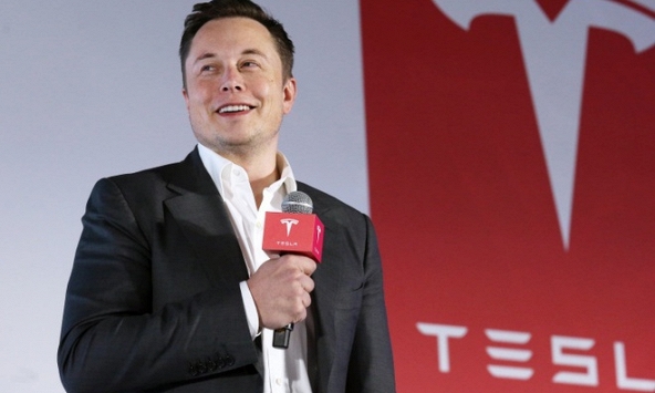 Elon Musk nói ông bán cổ phiếu Tesla là để 'cứu Twitter'