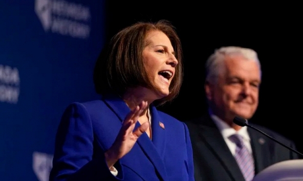 Đảng Dân chủ tiến gần hơn tới việc kiểm soát Thượng viện