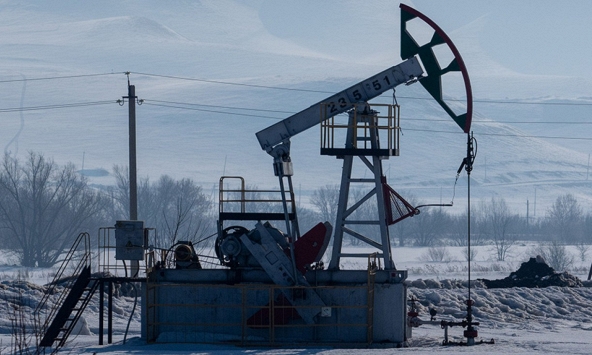 Giá xăng dầu ngày 14/11: Dầu thô tiếp tục tăng?