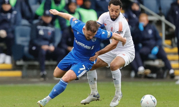Lịch thi đấu bóng đá 16/11: Gillingham vs Fylde