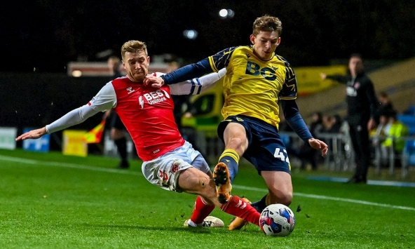 Lịch thi đấu bóng đá 17/11: Woking vs Oxford United