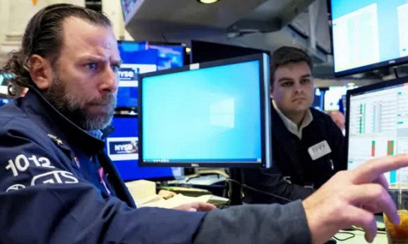 Cổ phiếu trên thị trường châu Á biến động trái chiều trước các báo cáo kinh tế của khu vực