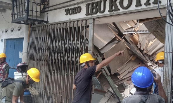 Số nạn nhân thiệt mạng do động đất ở Indonesia tăng lên 162 người

