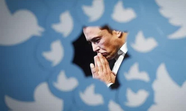 Elon Musk trì hoãn khởi động lại dịch vụ 'tick xanh' của Twitter