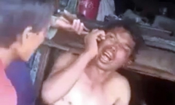 Bắt giữ khẩn cấp 3 bị can hành hạ ngư dân trên tàu cá ở Cà Mau