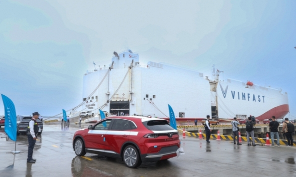 Vinfast lần đầu tiên xuất gần 1.000 ô tô điện sang thị trường Mỹ