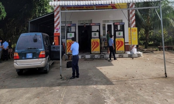 Một doanh nghiệp xăng dầu bị phạt 40 triệu đồng vì tự ý tăng giá