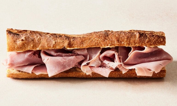 Món ngon mỗi ngày: Bánh mì kẹp giăm bông