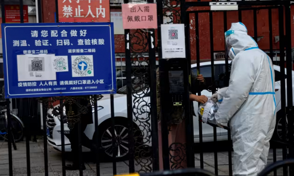 Hoạt động dịch vụ của Trung Quốc chạm mức thấp nhất trong 7 tháng