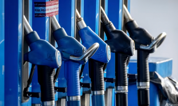 OPEC+ quyết định duy trì chính sách sản lượng dầu hiện có