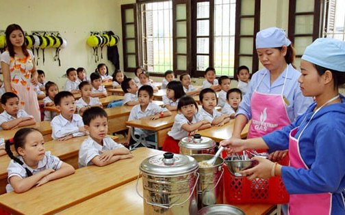 TP.HCM yêu cầu các cơ sở giáo dục báo cáo công tác vệ sinh an toàn thực phẩm trước 20/12