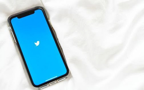 Hãng xếp hạng tín dụng S&P 'thổi còi' tín nhiệm nợ của Twitter