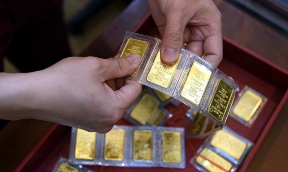 Giá vàng hôm nay 8/12: Vàng trong nước giảm nhiệt