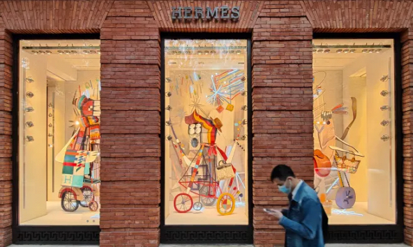 Người giàu Trung Quốc tiếp tục tăng chi tiêu