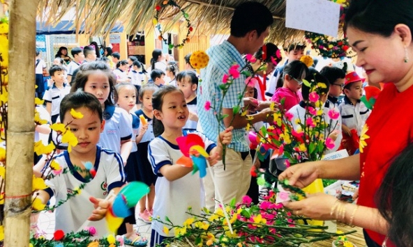 Nhiều địa phương cho học sinh nghỉ Tết âm lịch từ 12 -14 ngày