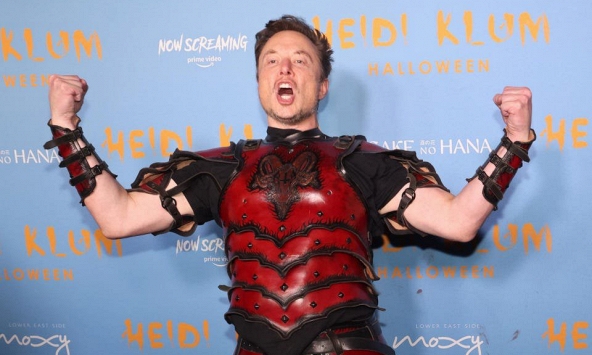 Elon Musk lại là người giàu nhất thế giới