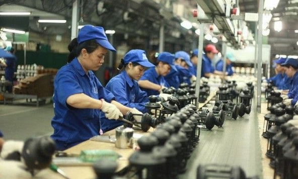 Yêu cầu thanh toán đầy đủ lương thưởng cuối năm cho lao động