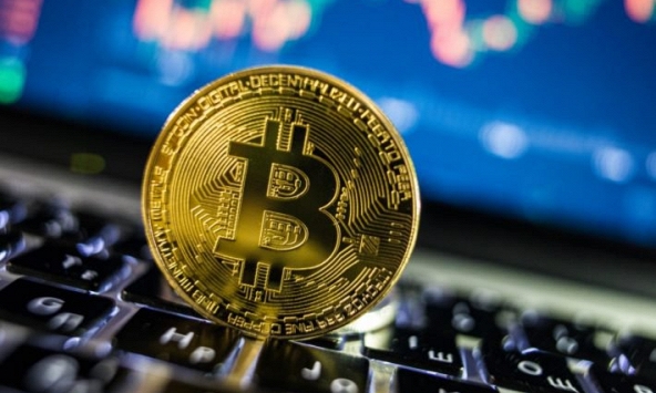 Bitcoin có thể giảm xuống mức 12.800 USD