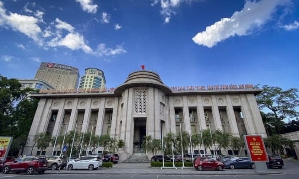 Ngân hàng thương mại tăng, giảm lãi suất phải báo cáo NHNN