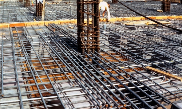 Giá nguyên liệu sản xuất thép phục hồi do nhu cầu tăng cao