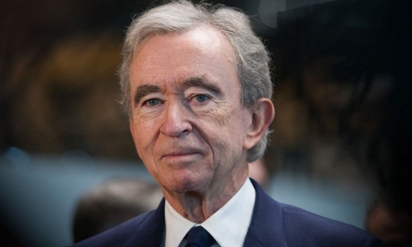 Bernard Arnault, người vừa 'soán ngôi' Elon Musk trở thành người giàu nhất thế giới là ai?