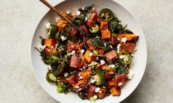 Món ngon mỗi ngày: Khoai lang nướng rau chân vịt