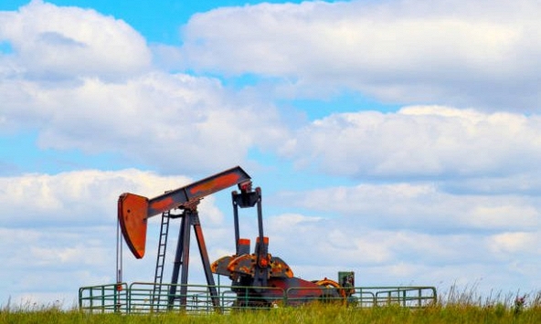 Giá xăng dầu ngày 19/12: Dầu thô chưa có dấu hiệu phục hồi