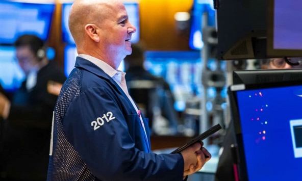 Chứng khoán châu Á biến động trái chiều sau quyết định về lãi suất của Ngân hàng Nhật Bản