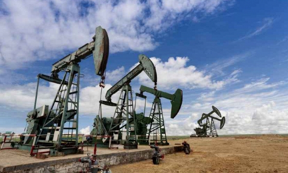 Giá xăng dầu ngày 22/12: Dầu thế giới tăng vọt, xăng trong nước giảm 500 đồng/lít