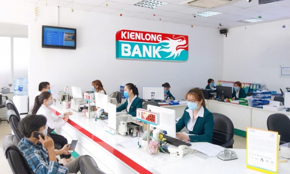 Ngân hàng nào có lãi suất tiền gửi trên 9,5 %/năm?