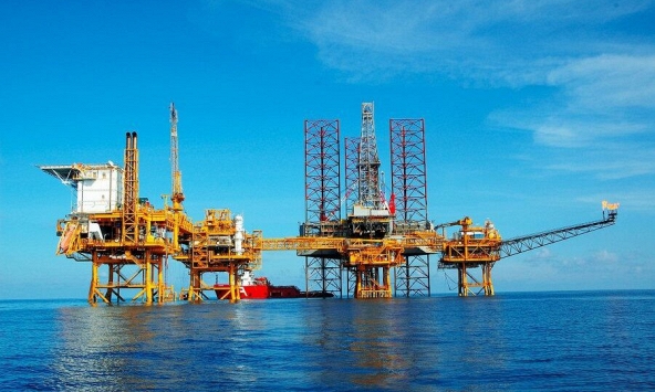 Khuyến nghị cổ phiếu 22/12: VCB, MSN, VNM, PVT, BSR