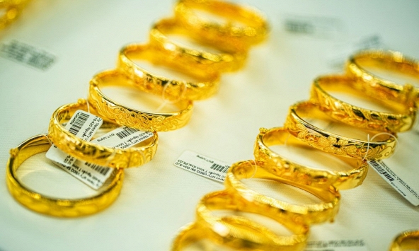 Giá vàng thế giới giảm sâu