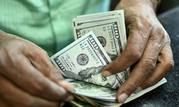 Tỷ giá ngoại tệ ngày 24/12: Đồng bạc xanh tiếp tục suy yếu