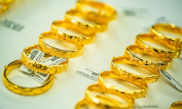Giá vàng hôm nay 26/12: Vàng trong nước tăng nhẹ