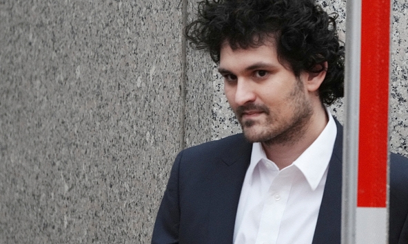 Sam Bankman-Fried lấy gần nửa tỷ USD của khách hàng để mua cổ phần của Robinhood