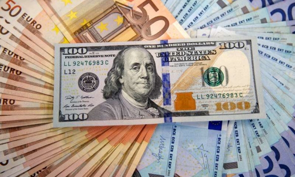 Tỷ giá đồng bạc xanh giảm mạnh trong phiên giao dịch cuối năm