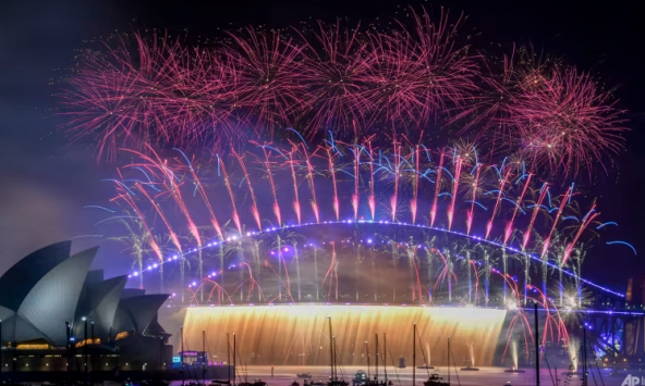 Châu Á đón năm mới khi thế giới bắt đầu tạm biệt năm 2022