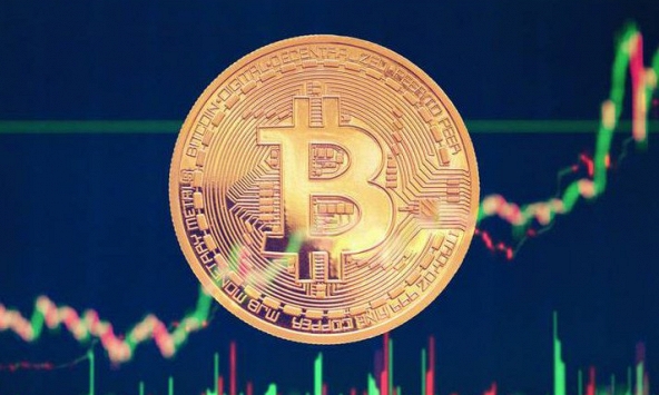 Bitcoin tăng vọt ngày đầu năm