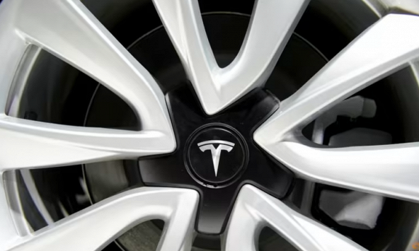 Hàn Quốc phạt Tesla 2,2 triệu USD do phóng đại phạm vi hành trình xe điện
