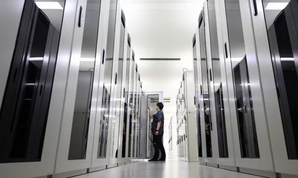 Nikkei: Tình trạng dư thừa chip sẽ kéo dài đến hết năm 2023 nhưng khủng hoảng ô tô vẫn tiếp diễn