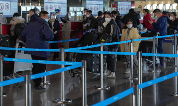 Nhật Bản thắt chặt kiểm dịch biên giới đối với du khách từ Trung Quốc