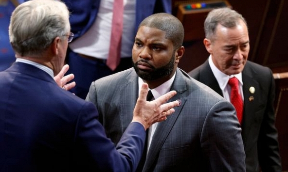 Byron Donalds – người 'ngáng chân' ông Kevin McCarthy trong cuộc đua trở thành người đứng đầu Hạ viện Mỹ là ai?