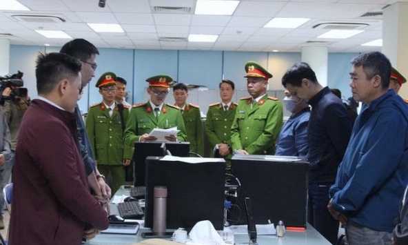 Bắt tạm giam 3 cán bộ Cục Đăng kiểm