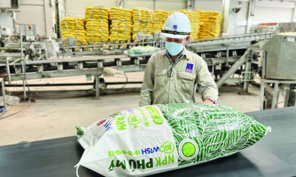 Khuyến nghị cổ phiếu 10/1: DPM, VIB, PET, PLC