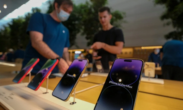 Reuters: Nhà cung cấp màn hình cho Apple, Samsung muốn xây nhà máy ở Việt Nam