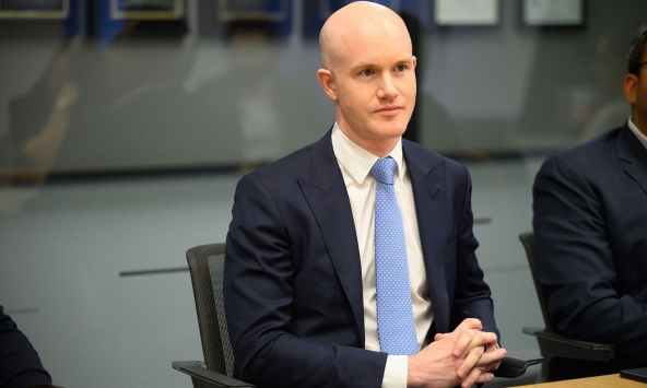 Sàn Coinbase sa thải hơn 1.000 nhân viên