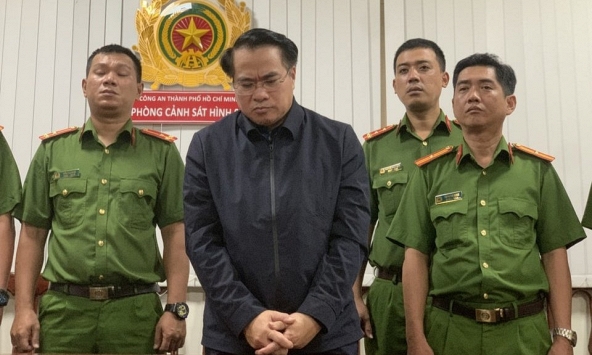 Cục trưởng Đăng kiểm Việt Nam Đặng Việt Hà bị bắt